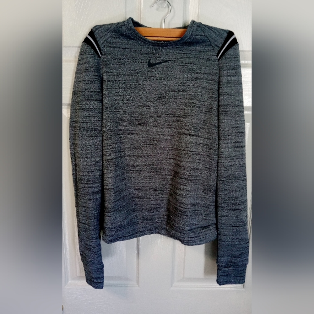 Nike Dri Fit Golf Sweatshirt